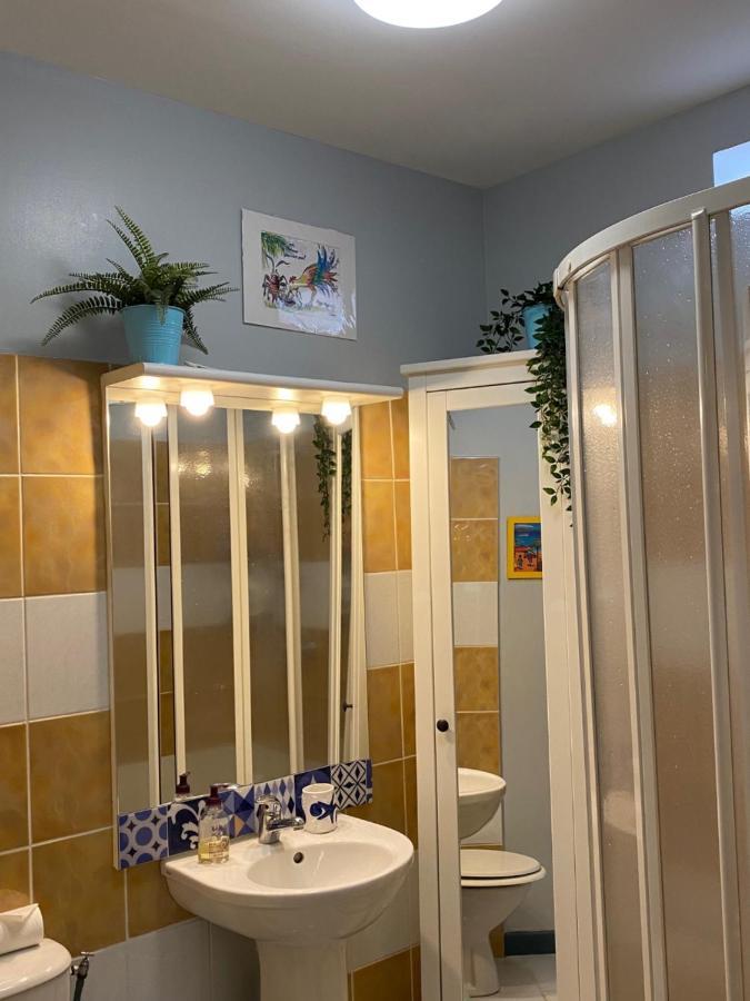 Ferienwohnung Meuble Tourisme Carmes 2 Etoiles, Entree Autonome,Wifi, Climatise, Petit Parking Prive Toulouse Exterior foto