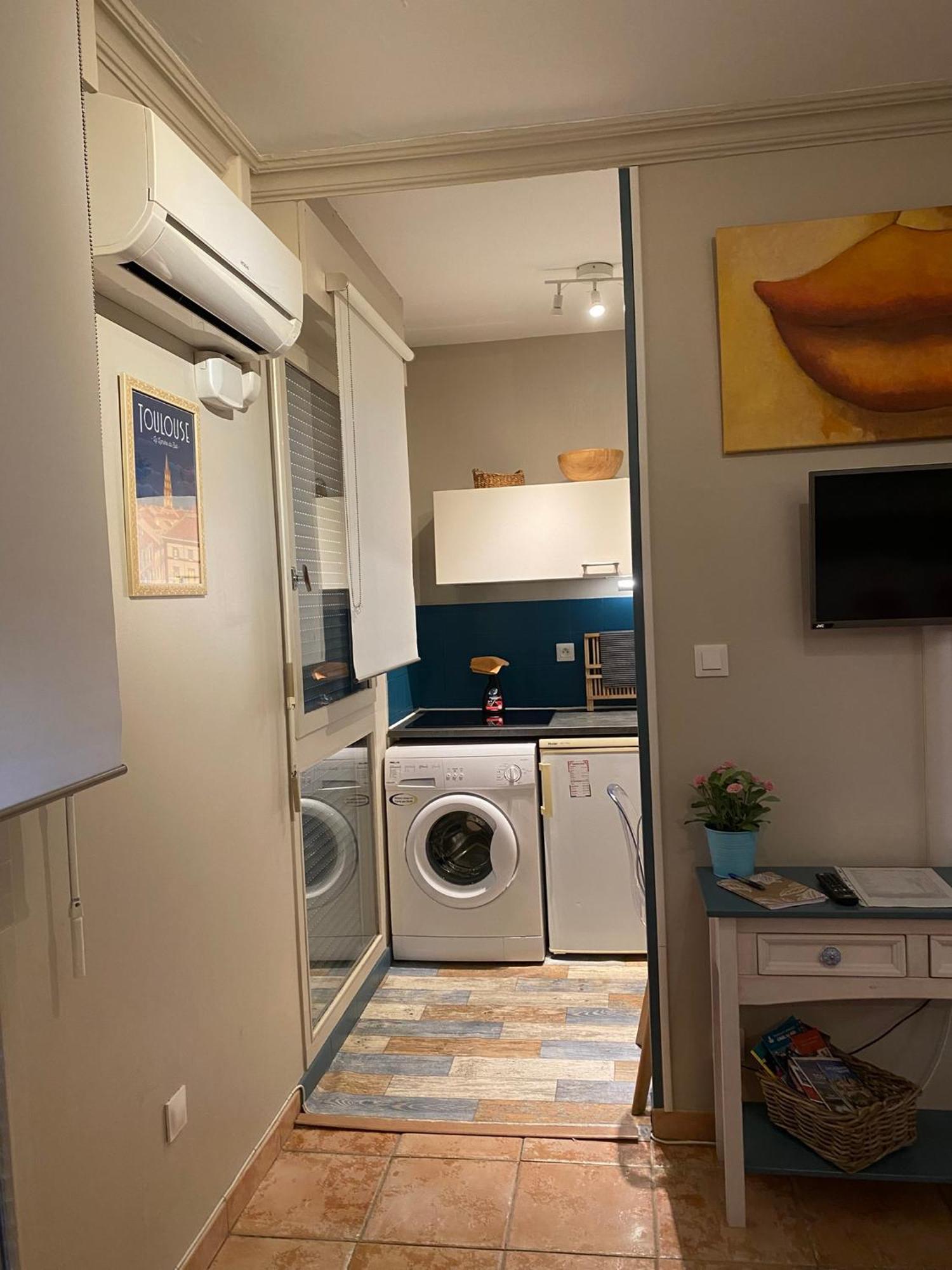 Ferienwohnung Meuble Tourisme Carmes 2 Etoiles, Entree Autonome,Wifi, Climatise, Petit Parking Prive Toulouse Exterior foto