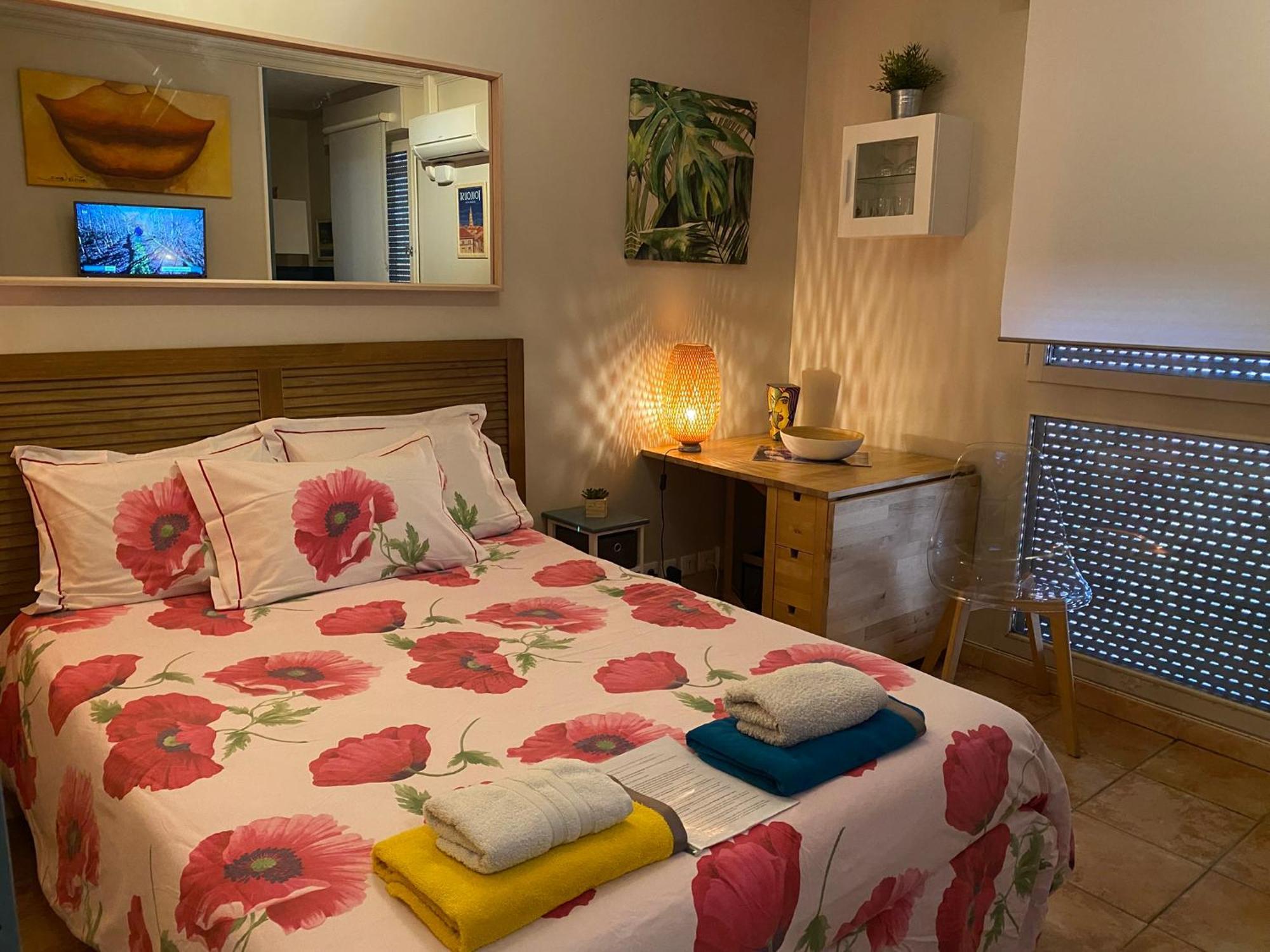 Ferienwohnung Meuble Tourisme Carmes 2 Etoiles, Entree Autonome,Wifi, Climatise, Petit Parking Prive Toulouse Exterior foto